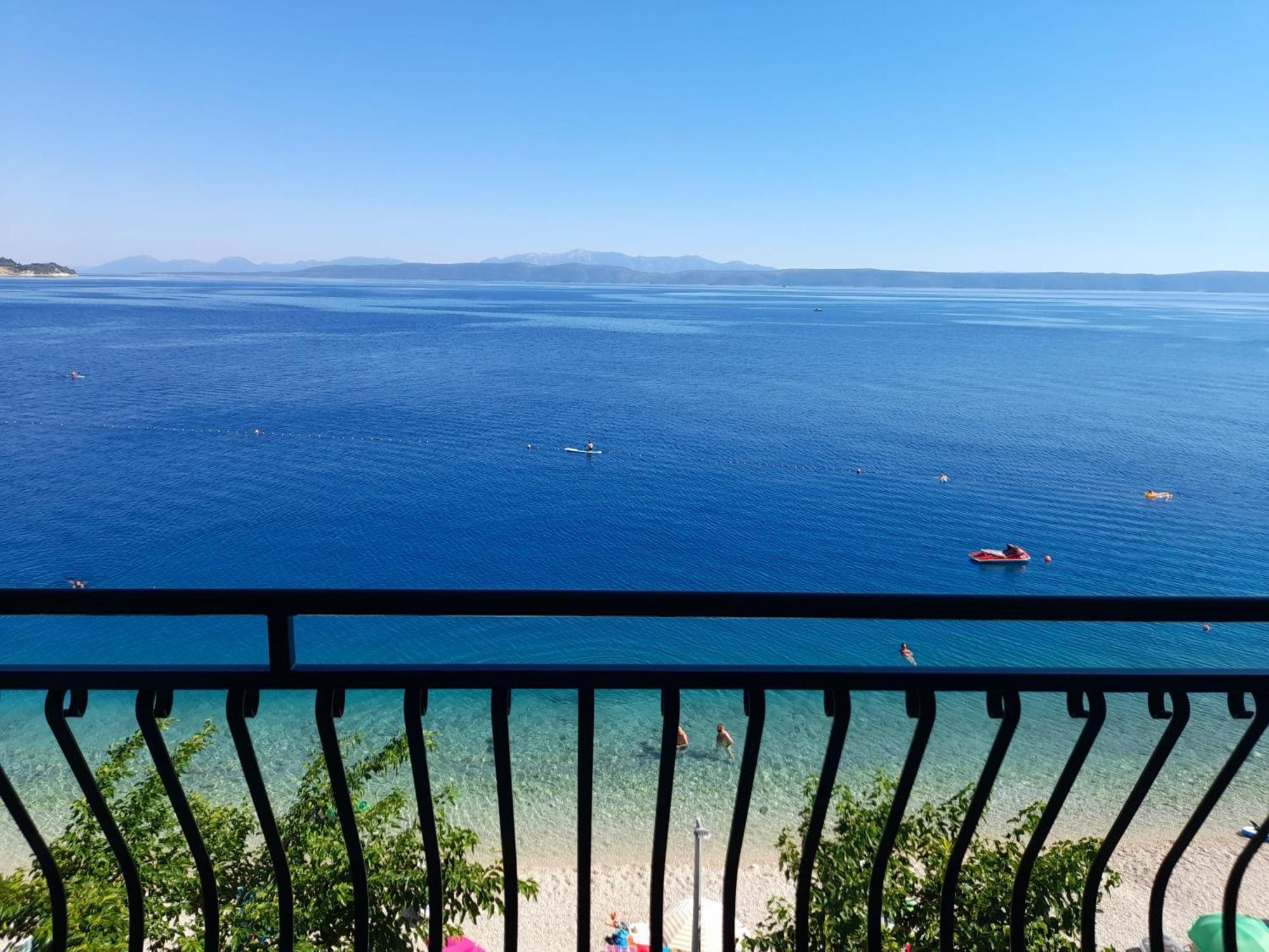 File Five Podgora