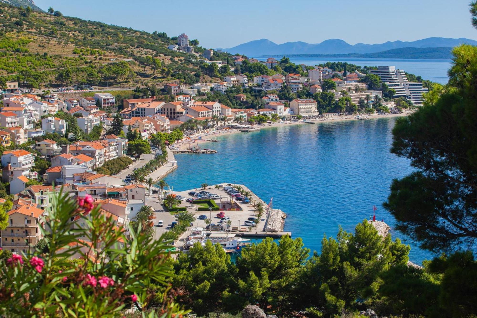 File Five * Podgora